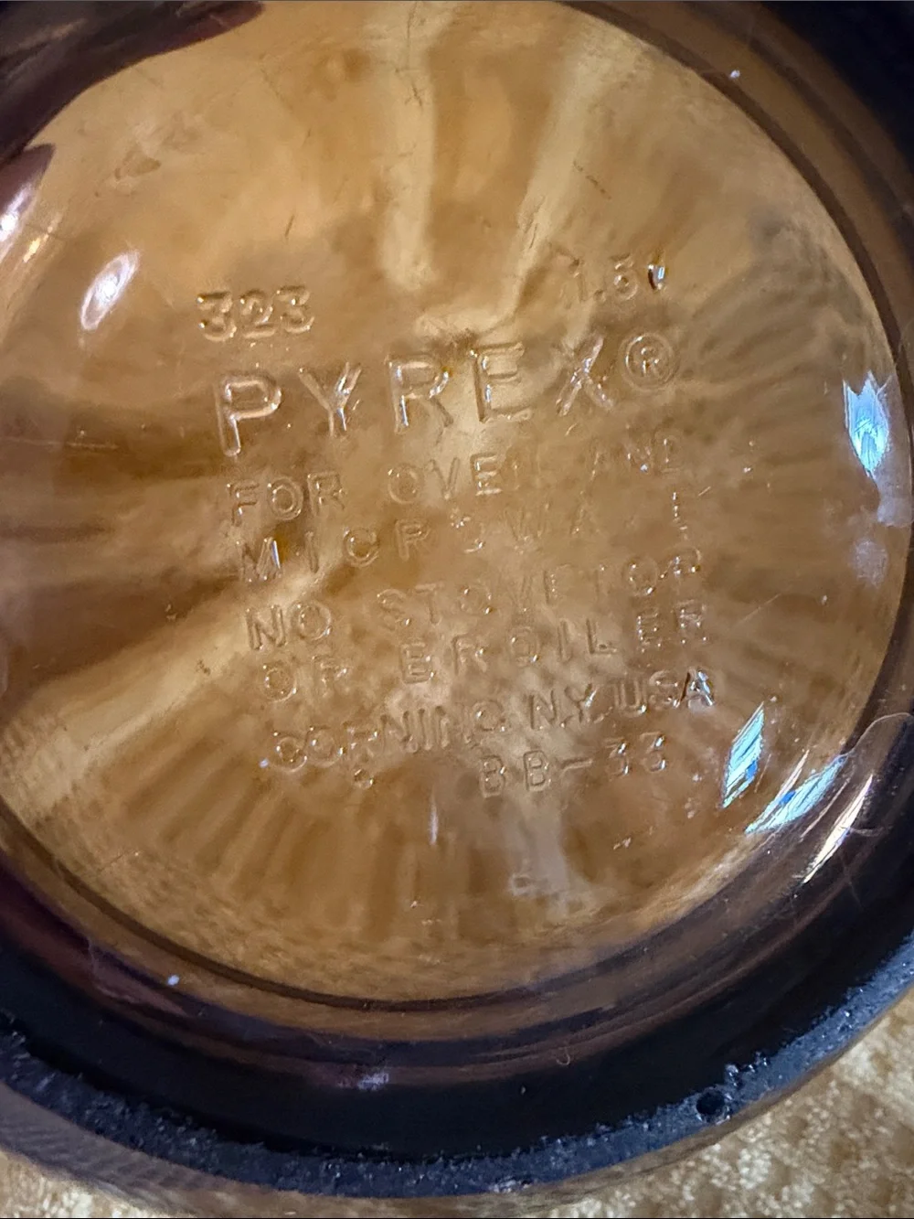 Pyrex Fireside Brown Glass Serving Bowl #323 1.5qt